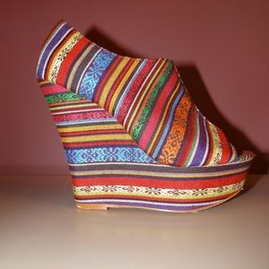 Steve Madden Striped Platform Heels